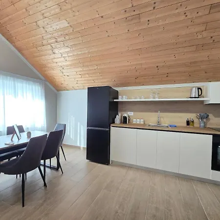 Διαμέρισμα Center Duplex Penthouse For 9 *